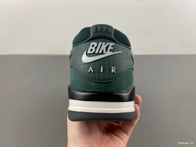 Nigel RM  "Bike  Jordan Air Air” Sylvester 4 HF4334-300 0130